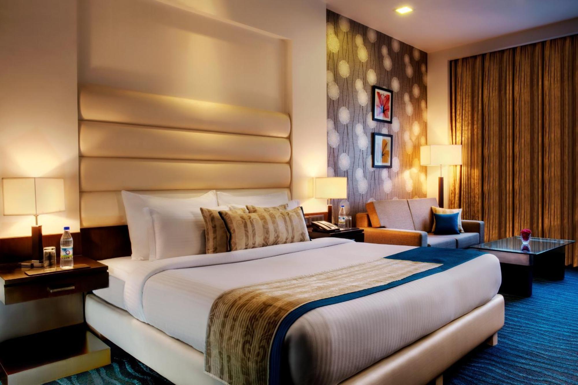 Golden Tulip Bhiwadi Hotel Exterior foto