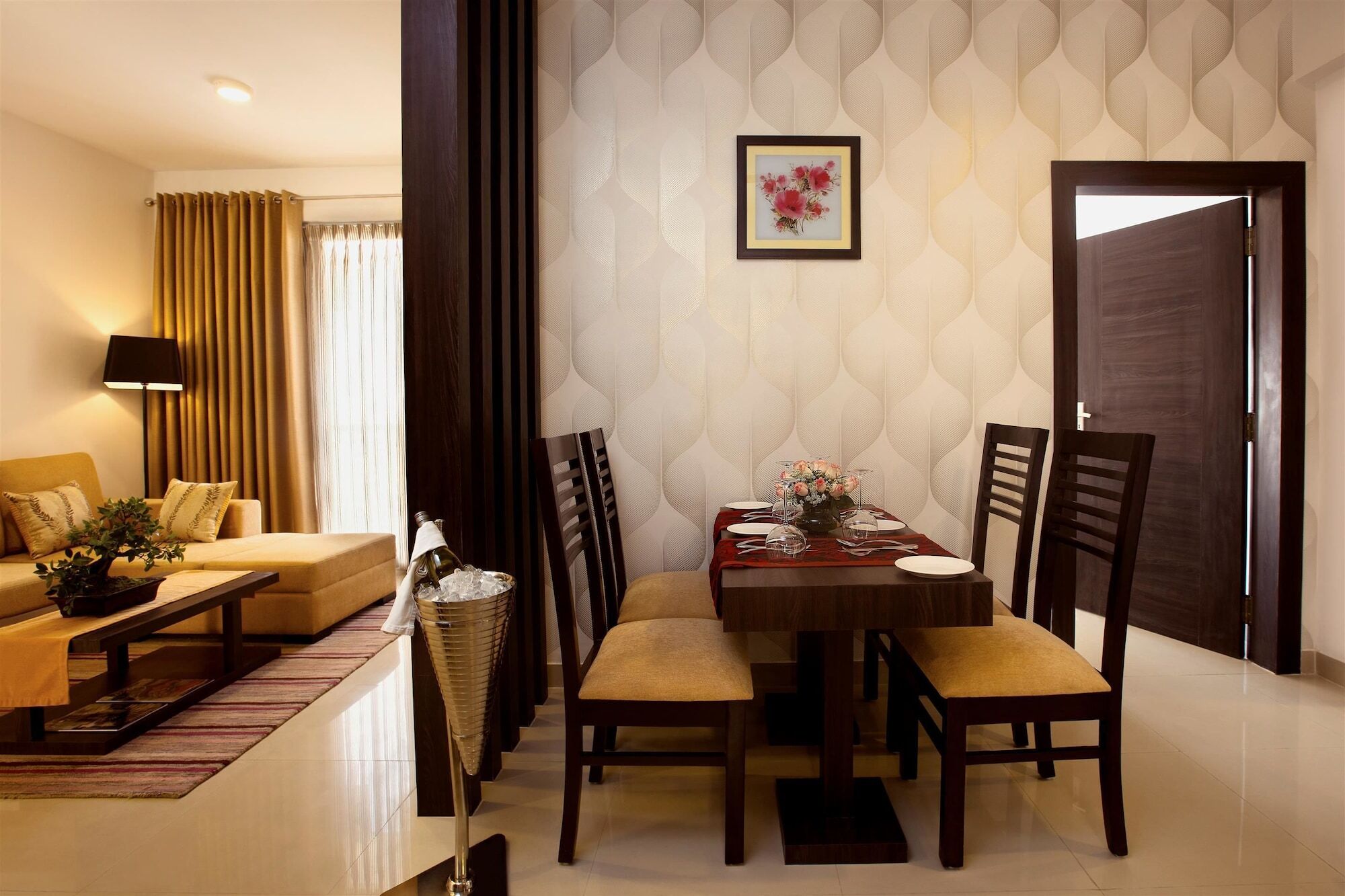 Golden Tulip Bhiwadi Hotel Exterior foto